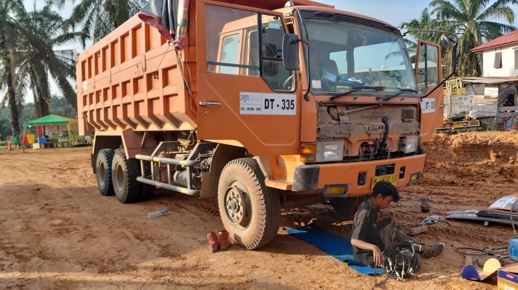 Instalasi kelistrikan AC truck DT-335