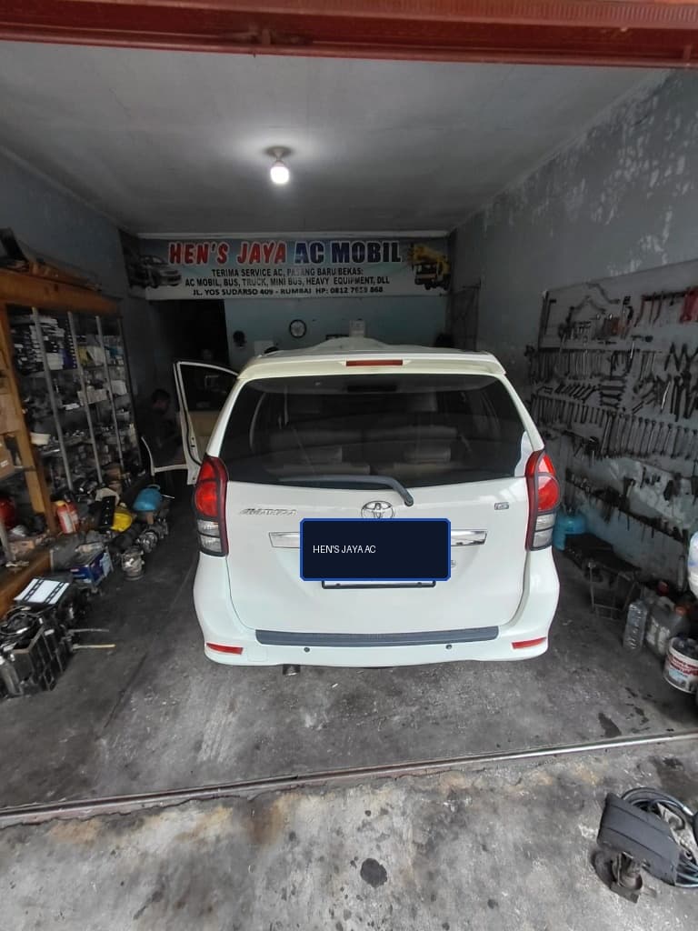 Toyota Avanza Pit Servis Hen's Jaya AC Mobil